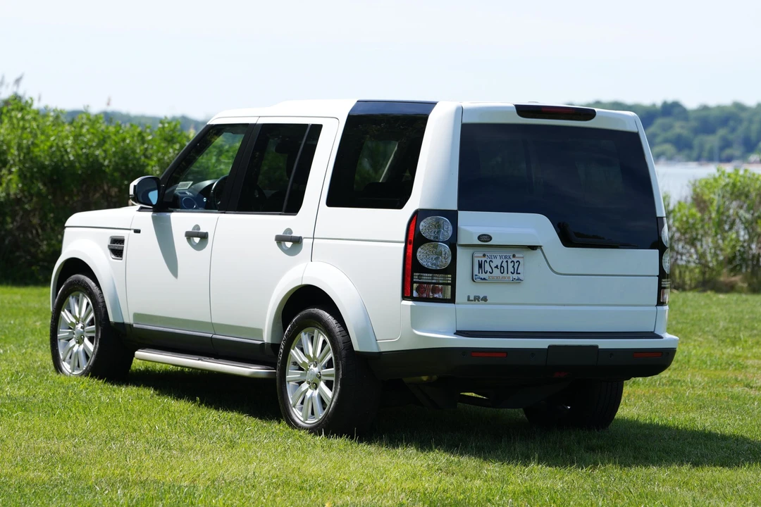 2016 Land Rover Discovery 4th Gen - Image 10 of 31