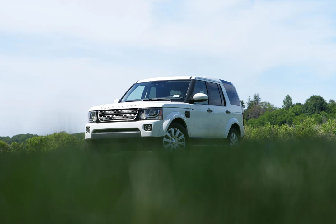2016 Land Rover Discovery 4th Gen - Image 2 of 31