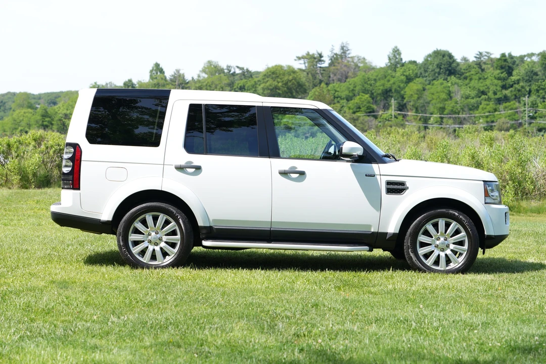2016 Land Rover Discovery 4th Gen - Image 19 of 31