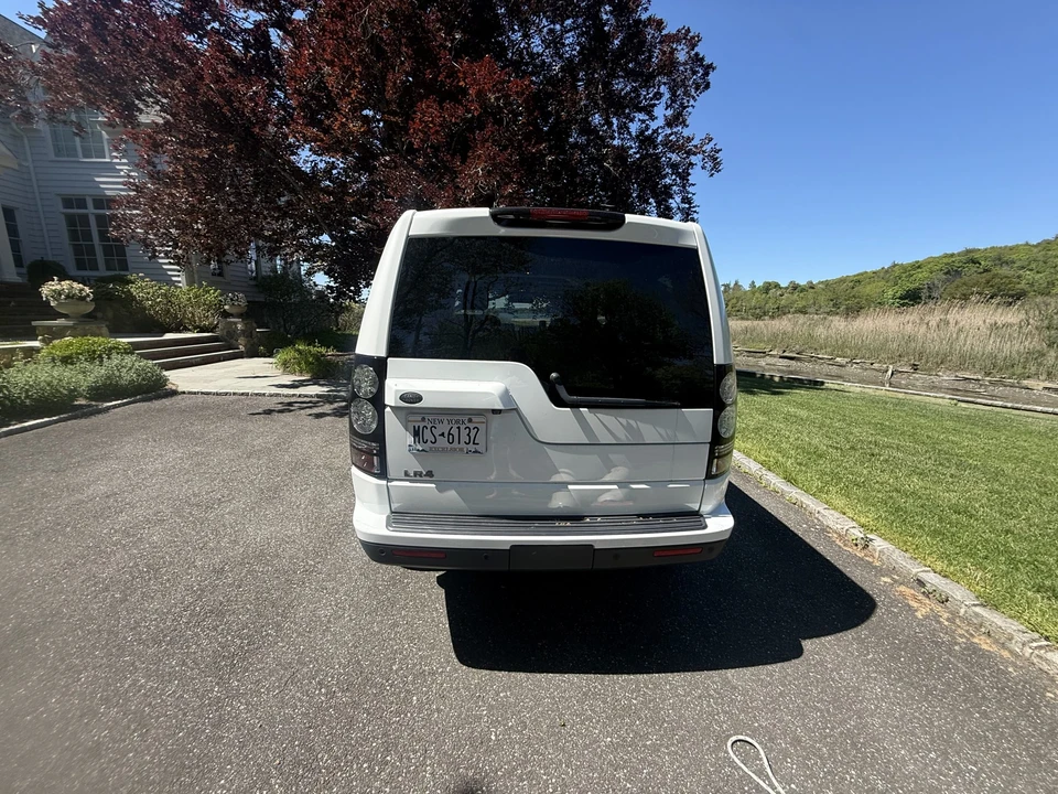 2016 Land Rover Discovery 4th Gen - Image 28 of 31