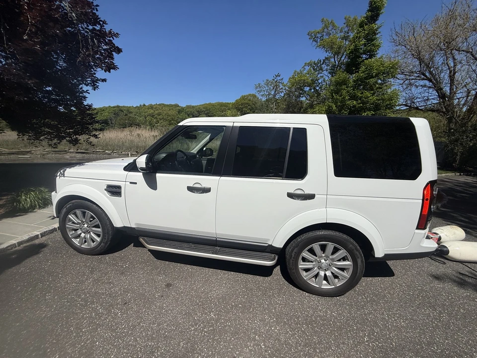 2016 Land Rover Discovery 4th Gen - Image 26 of 31