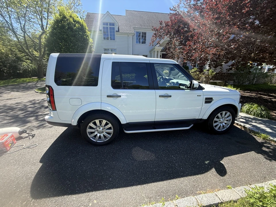 2016 Land Rover Discovery 4th Gen - Image 30 of 31