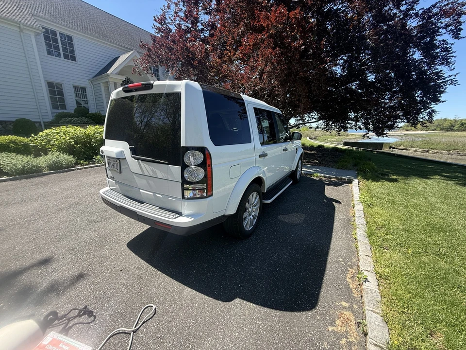 2016 Land Rover Discovery 4th Gen - Image 29 of 31