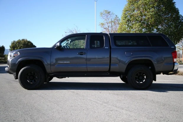 2016 Toyota Tacoma 3rd Gen - Image 4 of 8