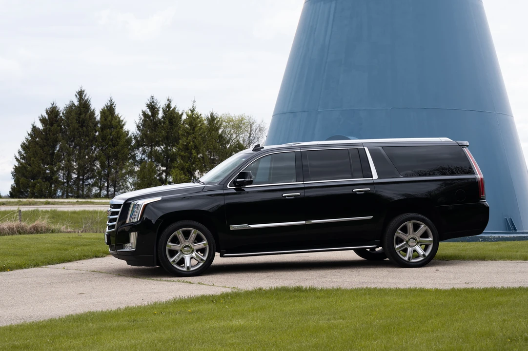 2017 Cadillac Escalade 4th Gen - Image 21 of 31
