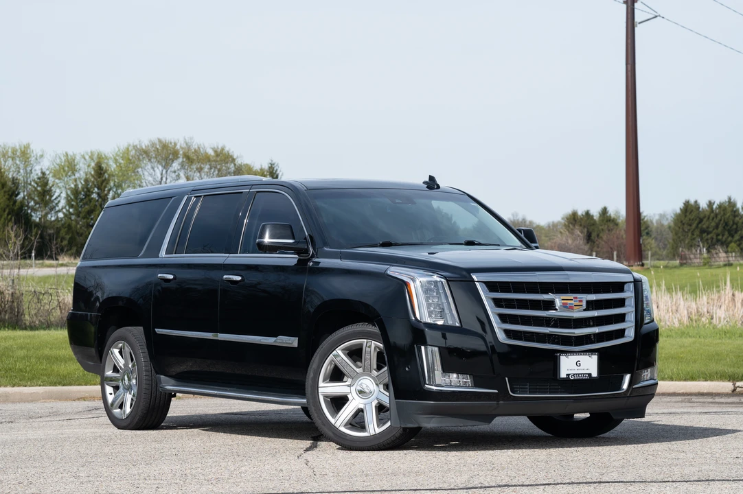 2017 Cadillac Escalade 4th Gen - Image 28 of 31