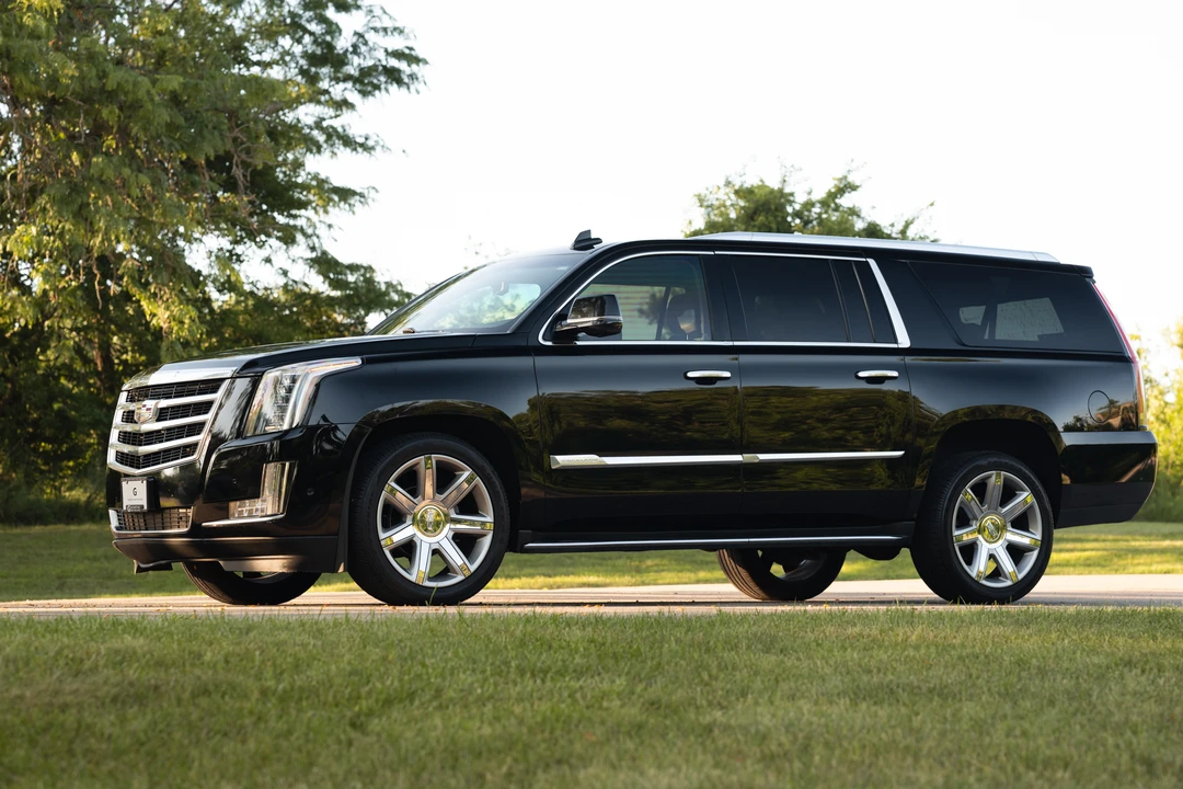 2017 Cadillac Escalade 4th Gen - Image 4 of 31