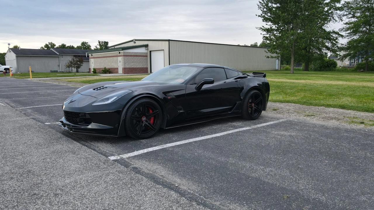 2017 Chevrolet Corvette C7 Z06 - Image 24 of 31