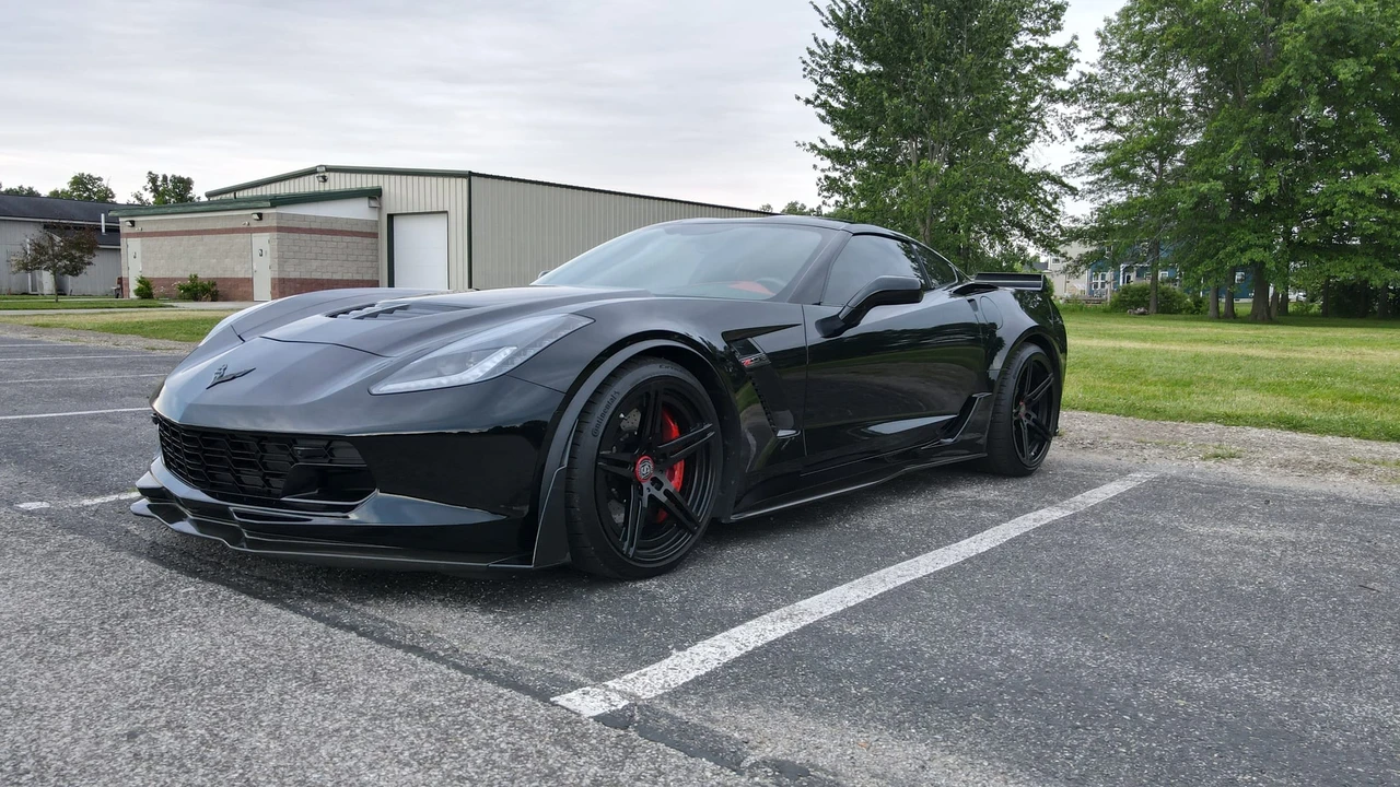 2017 Chevrolet Corvette C7 Z06 - Image 25 of 31