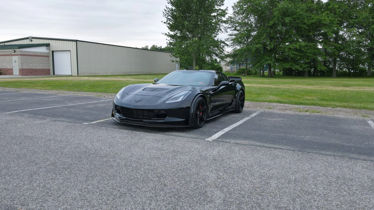 2017 Chevrolet Corvette C7 Z06 - Image 26 of 31