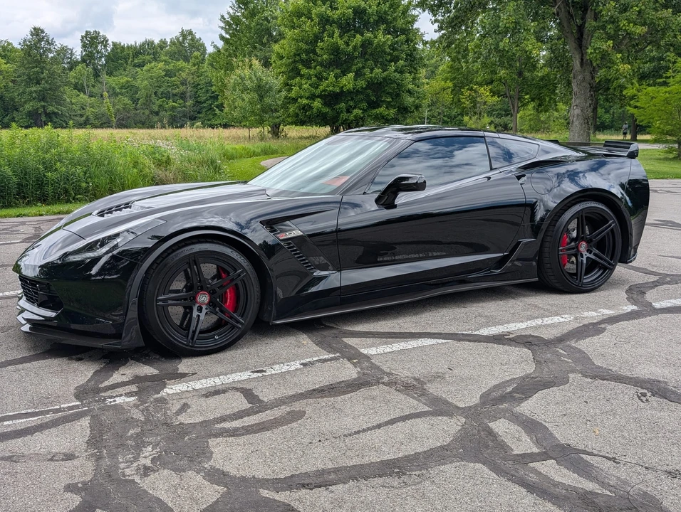 2017 Chevrolet Corvette C7 Z06 - Image 2 of 31
