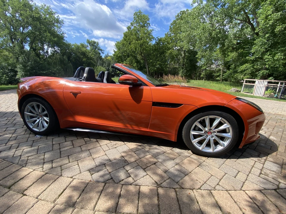 2017 Jaguar F-Type 1st Gen - Image 10 of 31