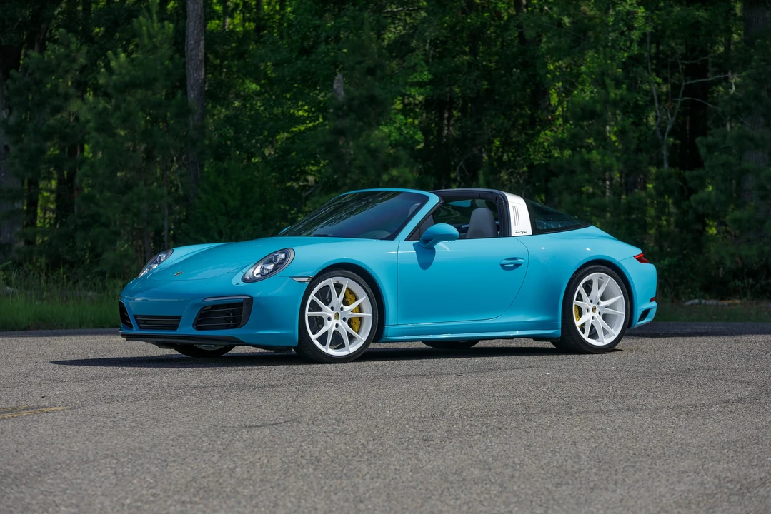 2017 Porsche 991 Targa 4 & 4S - Image 4 of 31