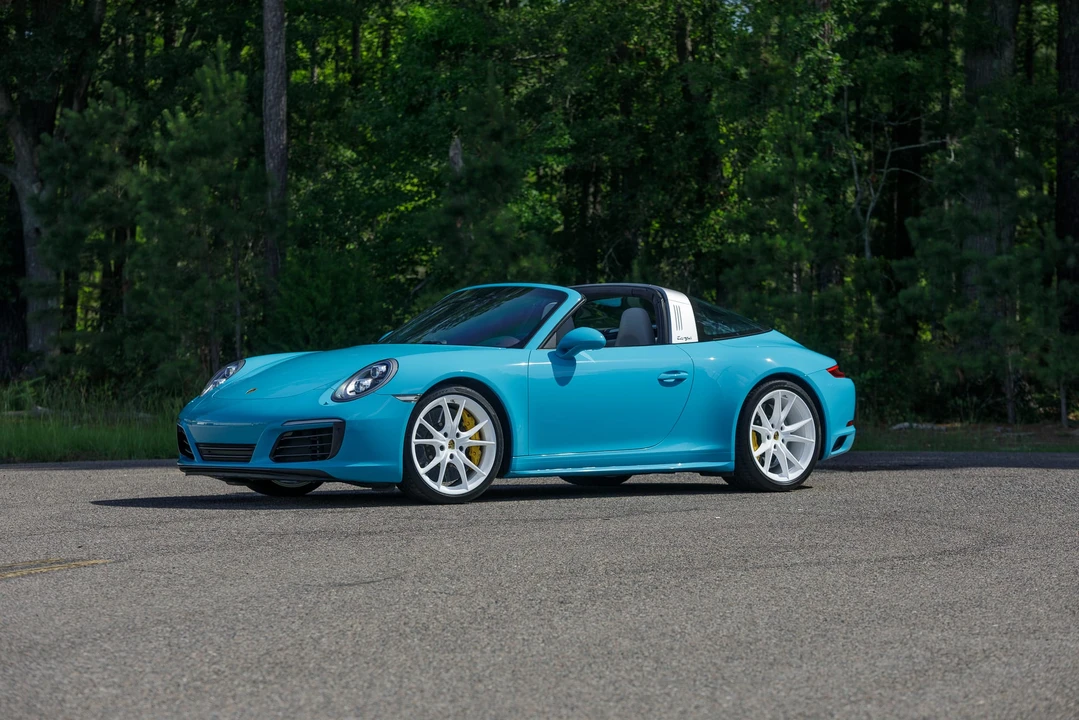 2017 Porsche 991 Targa 4 & 4S - Image 2 of 31