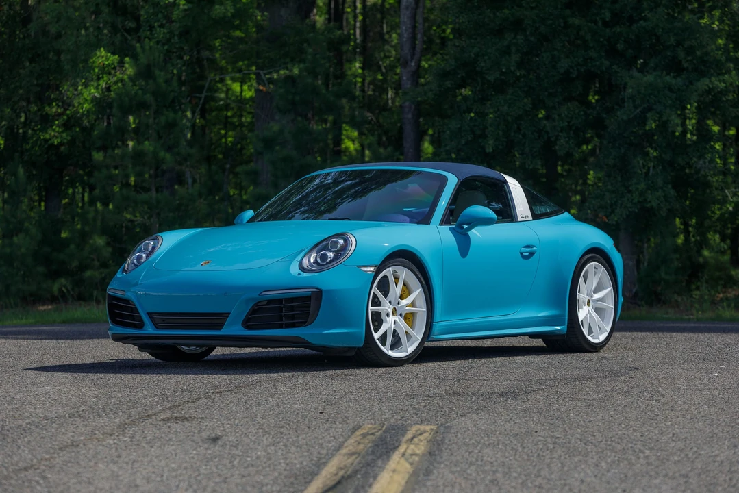 2017 Porsche 991 Targa 4 & 4S - Image 16 of 31