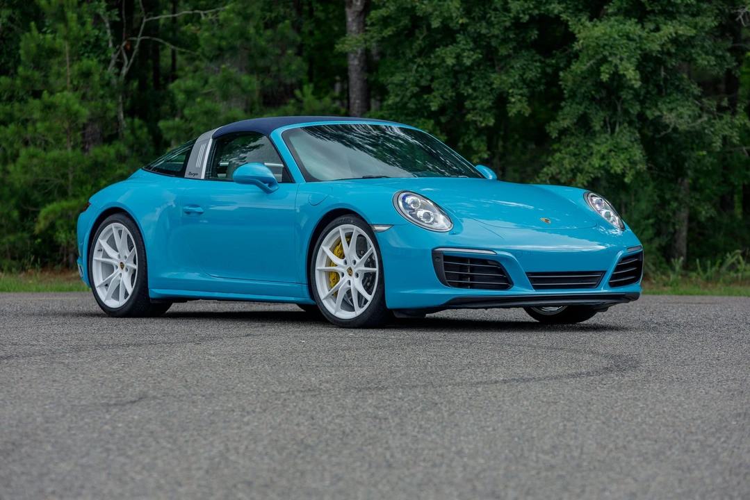 2017 Porsche 991 Targa 4 & 4S - Image 28 of 31