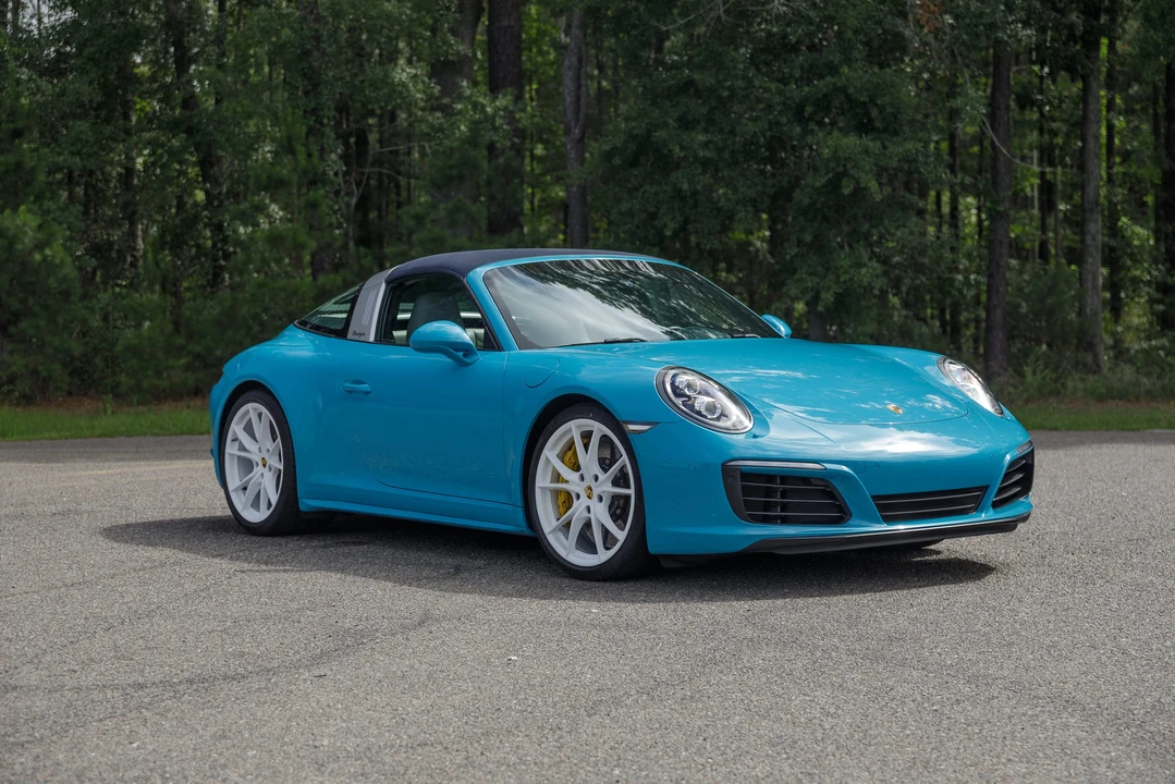 2017 Porsche 991 Targa 4 & 4S - Image 29 of 31