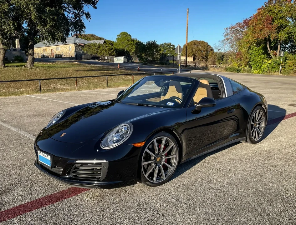 2017 Porsche 991 Targa 4 & 4S - Image 2 of 6