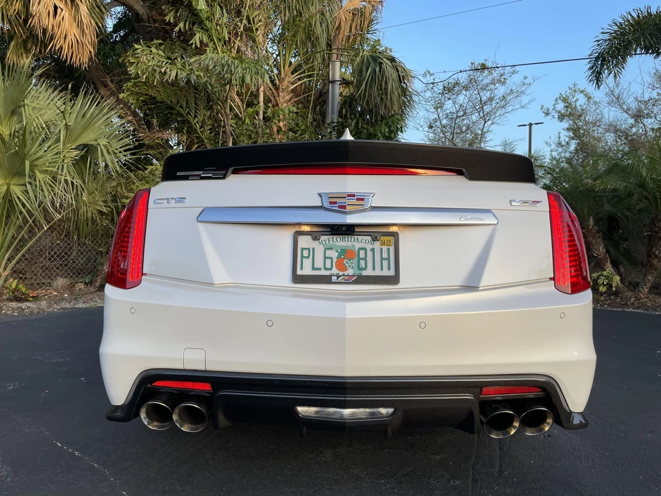 2018 Cadillac CTS-V 3rd Gen - Image 10 of 31