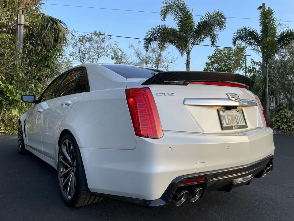2018 Cadillac CTS-V 3rd Gen - Image 7 of 31