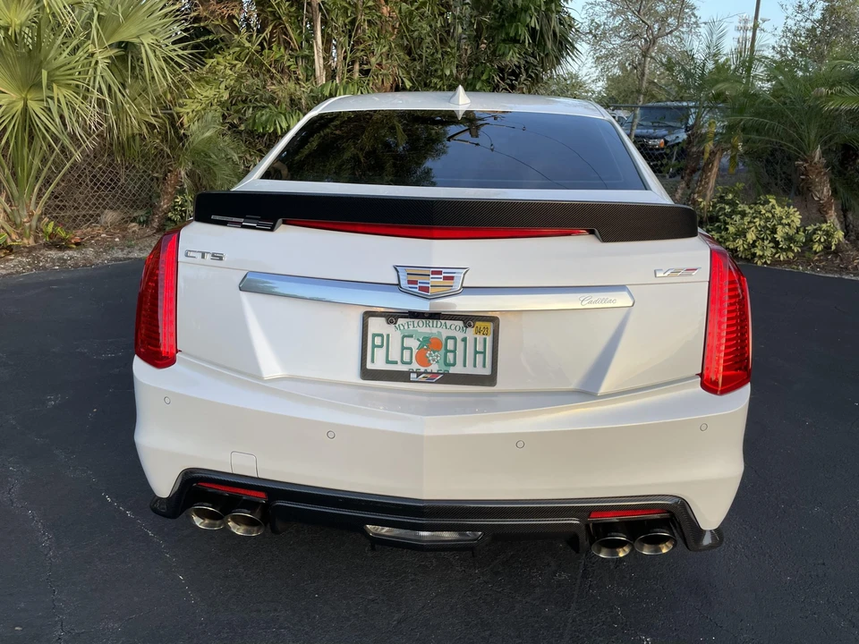 2018 Cadillac CTS-V 3rd Gen - Image 9 of 31