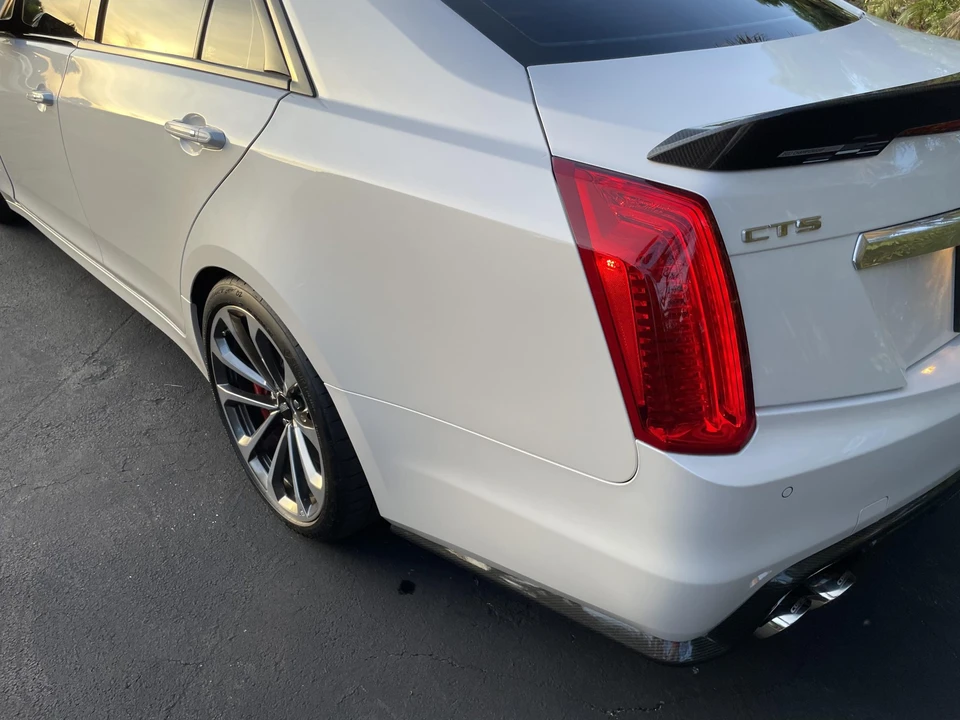 2018 Cadillac CTS-V 3rd Gen - Image 28 of 31