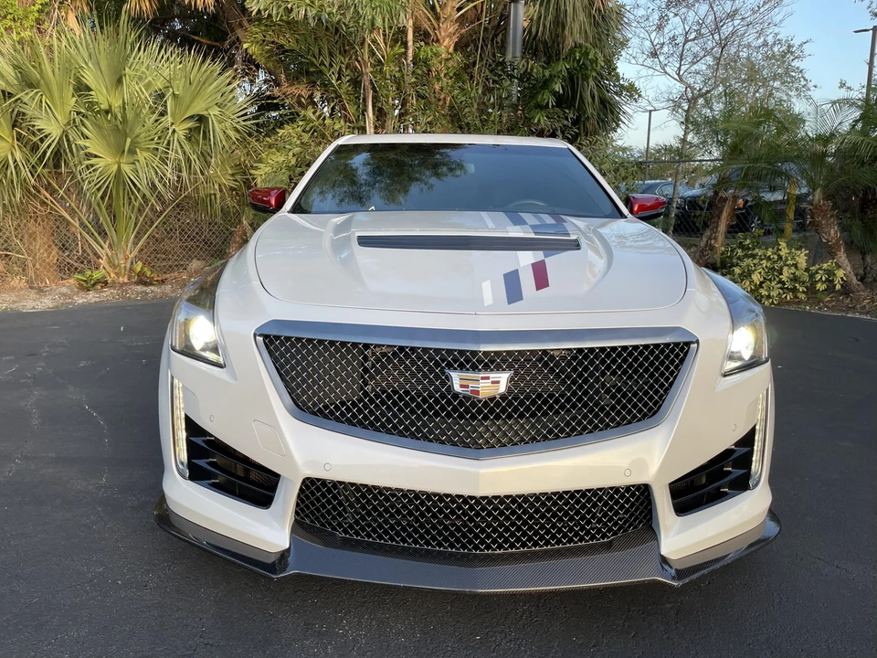 2018 Cadillac CTS-V 3rd Gen - Image 18 of 31