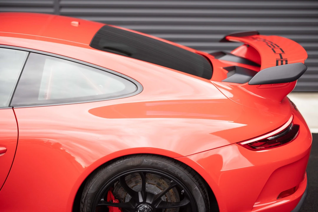 2018 Porsche 991 GT3 - Image 27 of 31