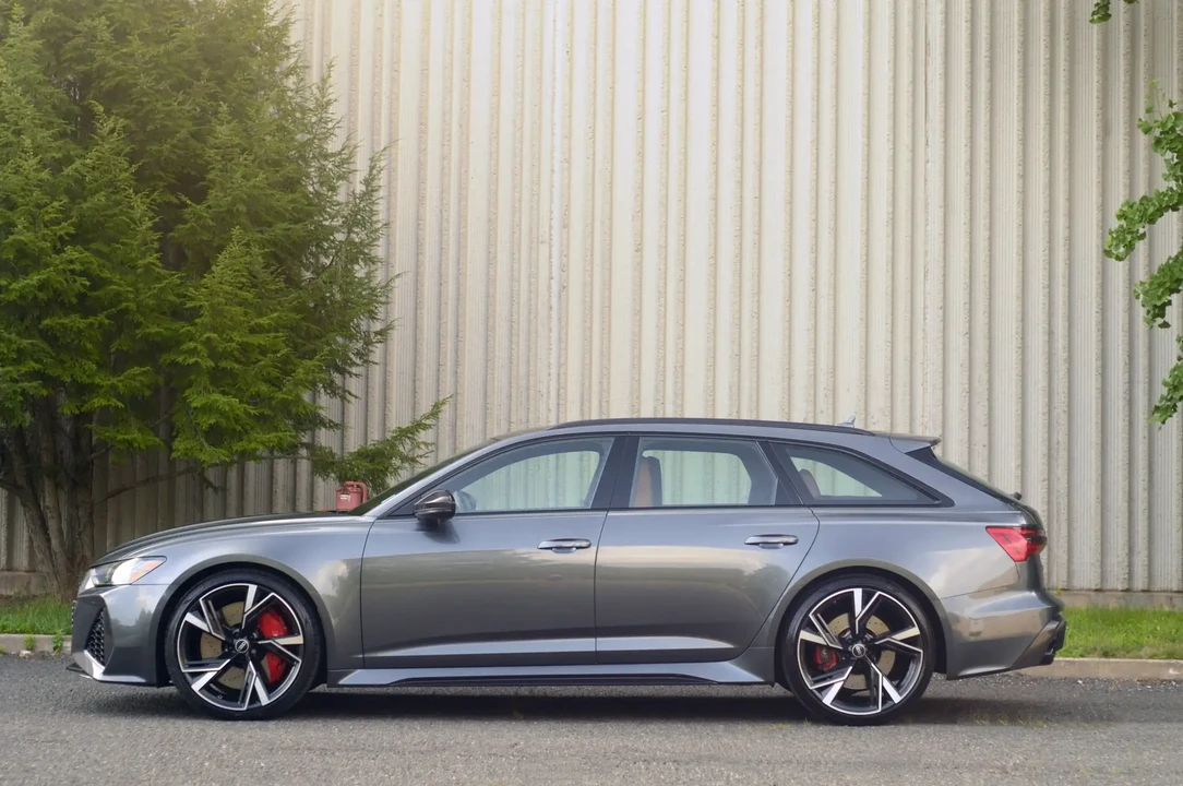 2021 Audi C8 RS6 - Image 6 of 6