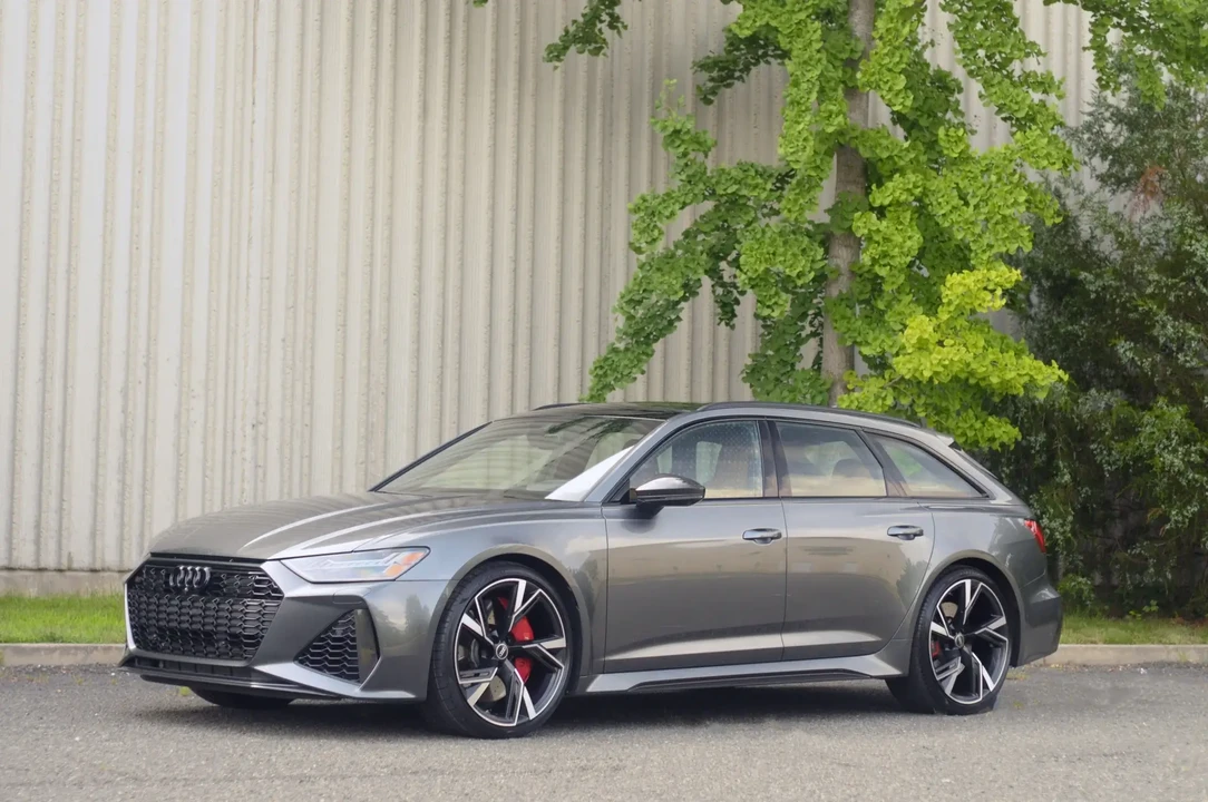 2021 Audi C8 RS6 - Image 5 of 6