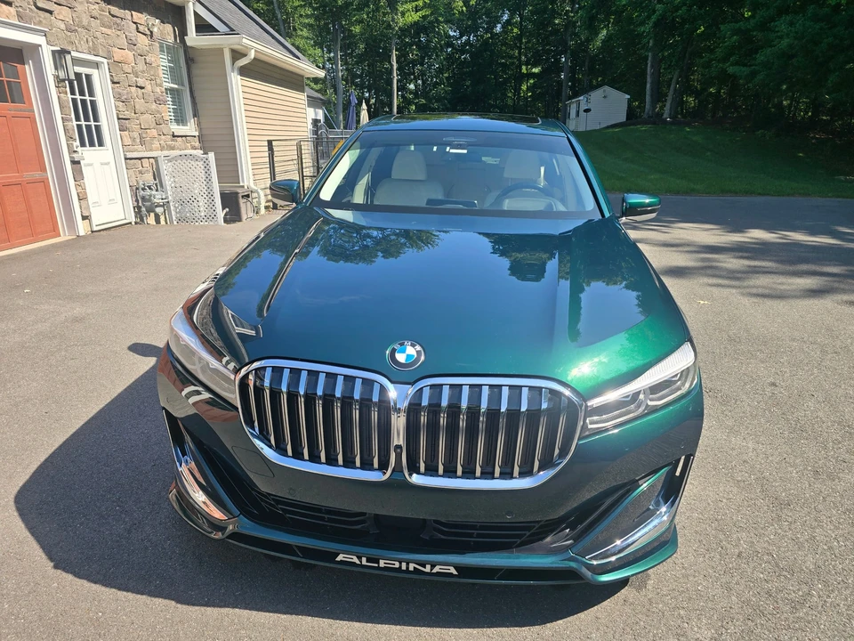 2021 BMW Alpina B7 - Image 9 of 31