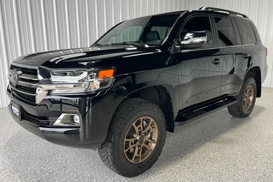 2021 Toyota Land Cruiser Heritage Edition
