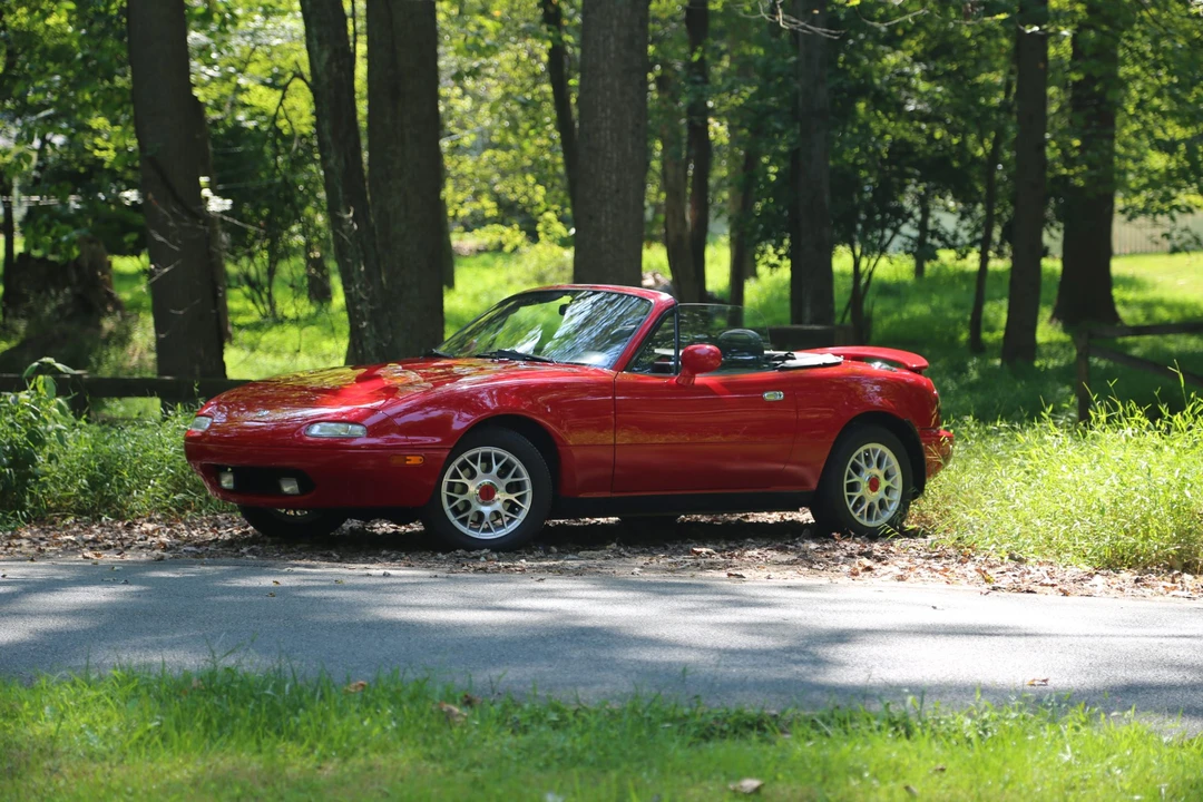 1994 Mazda NA MX-5 Miata - Image 6 of 31