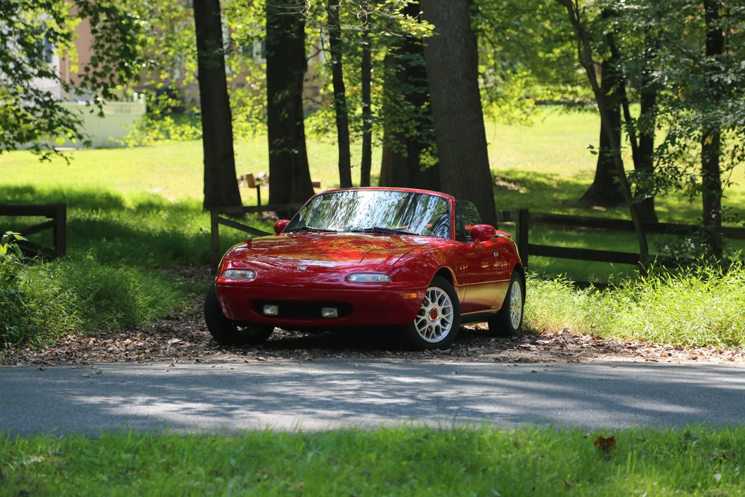1994 Mazda NA MX-5 Miata - Image 2 of 31
