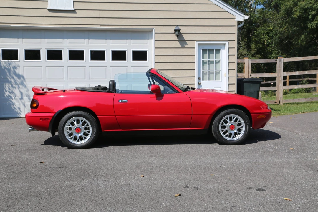 1994 Mazda NA MX-5 Miata - Image 21 of 31