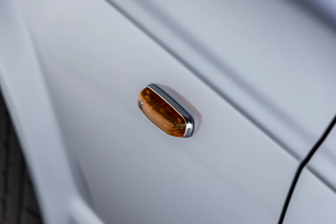 1999 Bentley Azure 1st Gen - Image 18 of 31