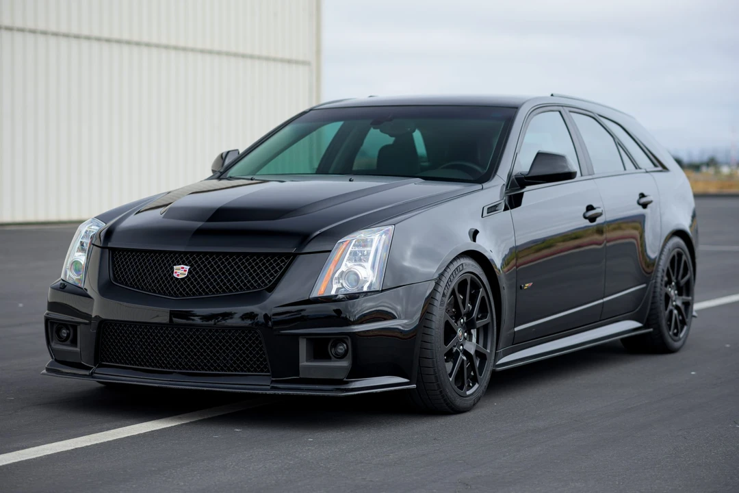 2013 Cadillac CTS-V 2nd Gen - Image 2 of 31