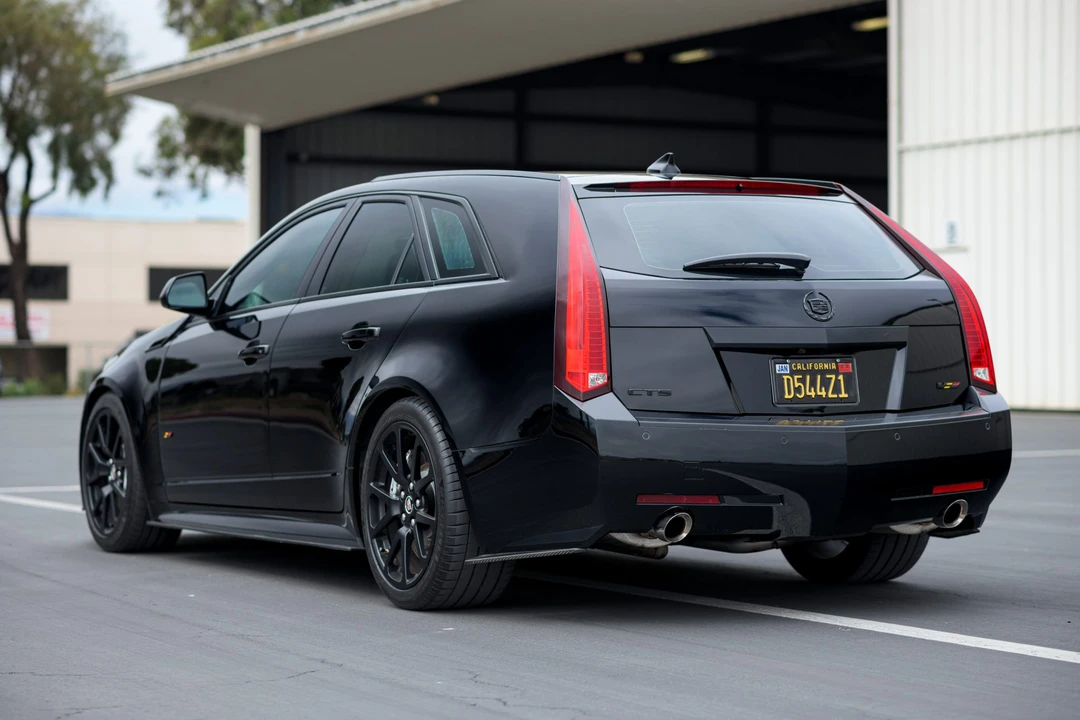 2013 Cadillac CTS-V 2nd Gen - Image 4 of 31