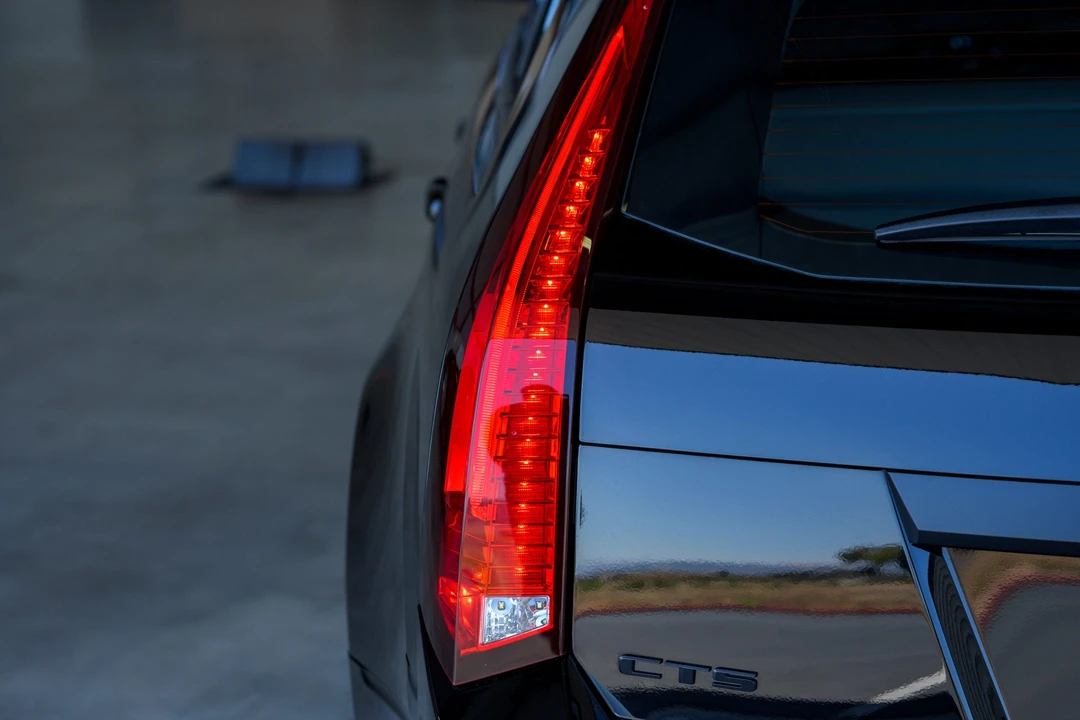 2013 Cadillac CTS-V 2nd Gen - Image 22 of 31