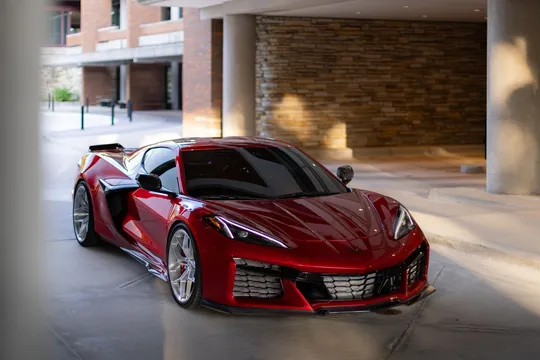 Chevrolet Corvette C8 E-Ray - Image 2 of 9