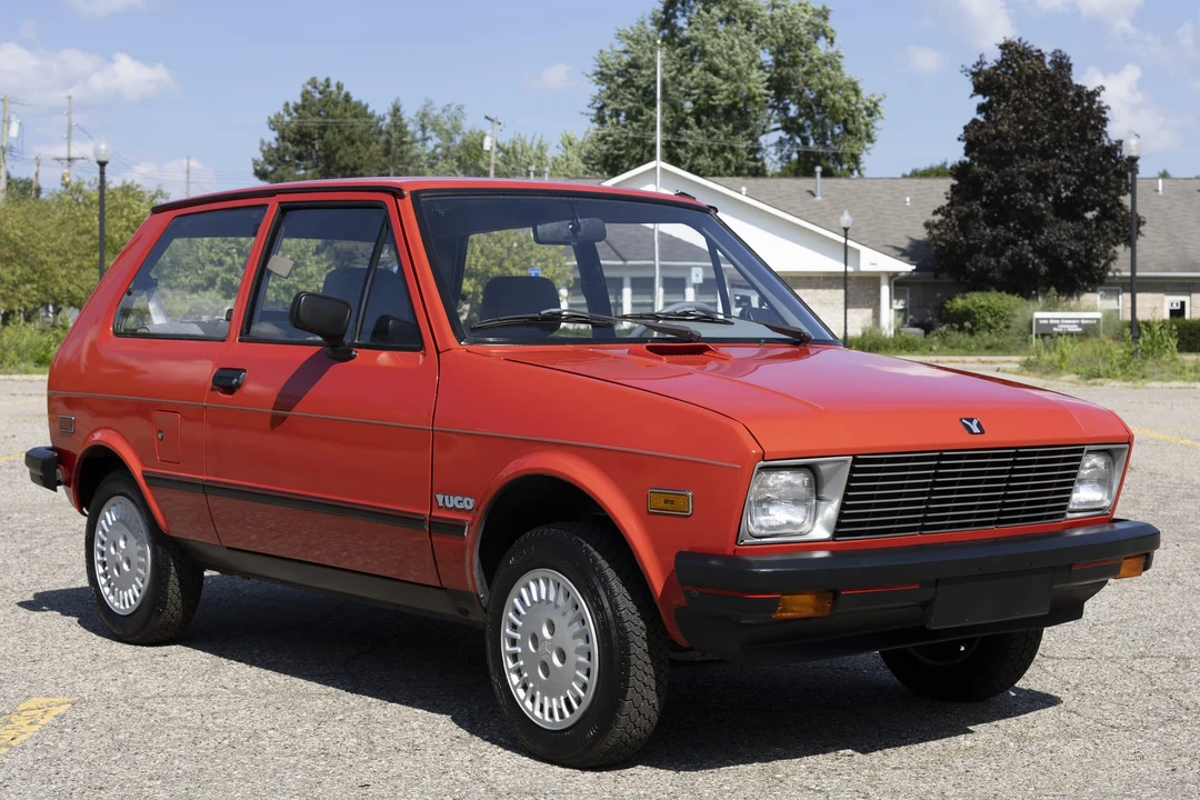 1990 Yugo - Image 4 of 31
