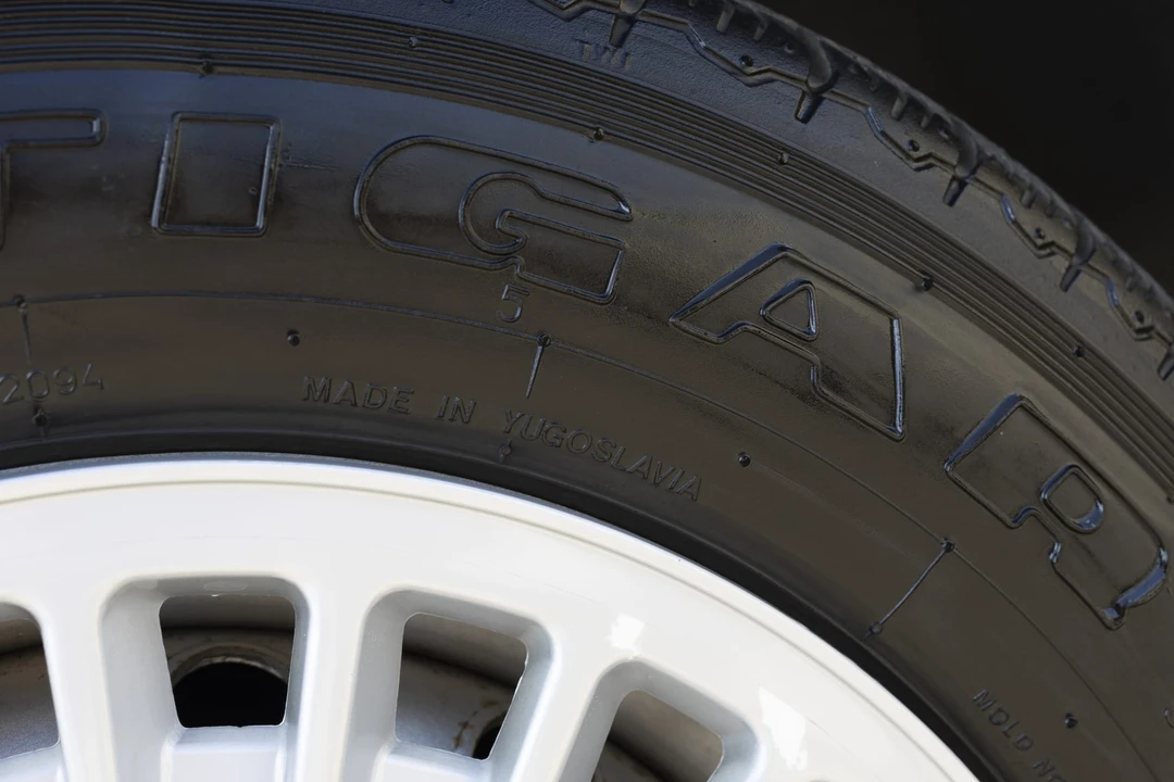 1990 Yugo - Image 31 of 31