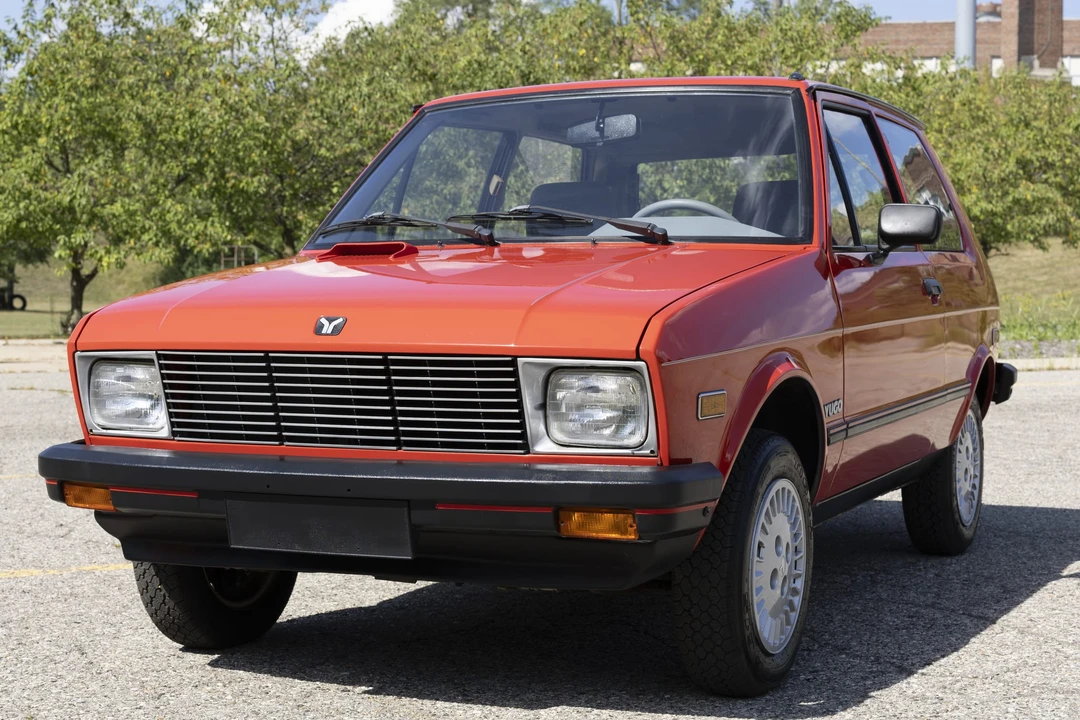 1990 Yugo - Image 2 of 31