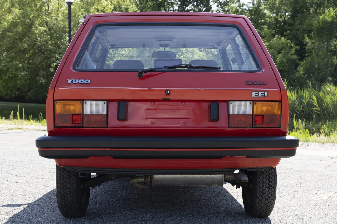 1990 Yugo - Image 7 of 31