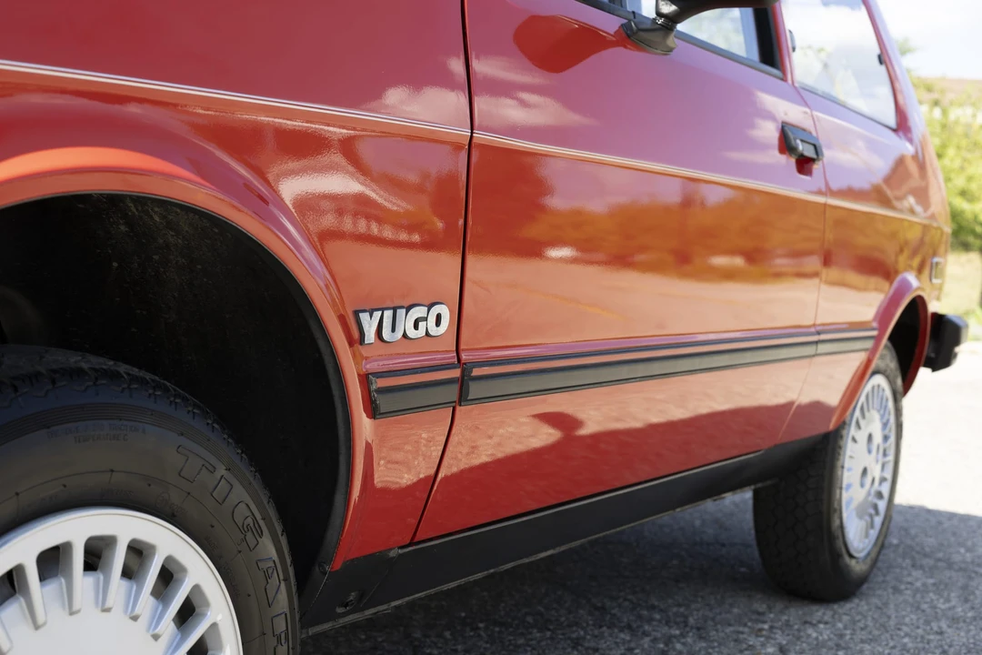 1990 Yugo - Image 20 of 31