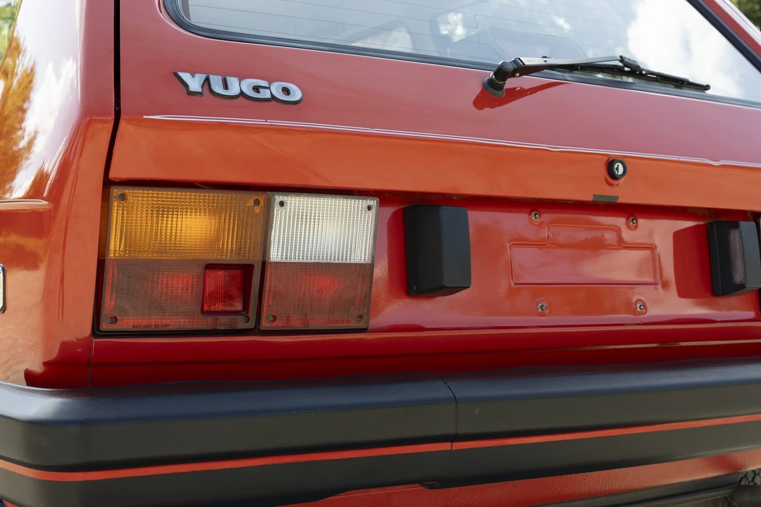 1990 Yugo - Image 16 of 31