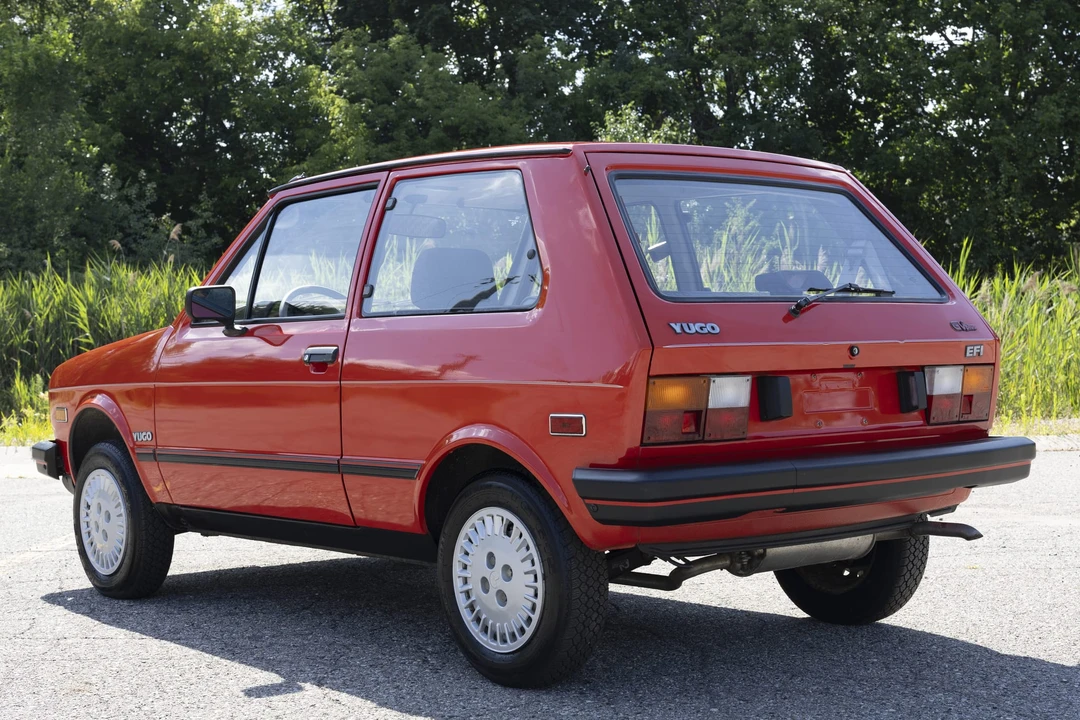 1990 Yugo - Image 8 of 31