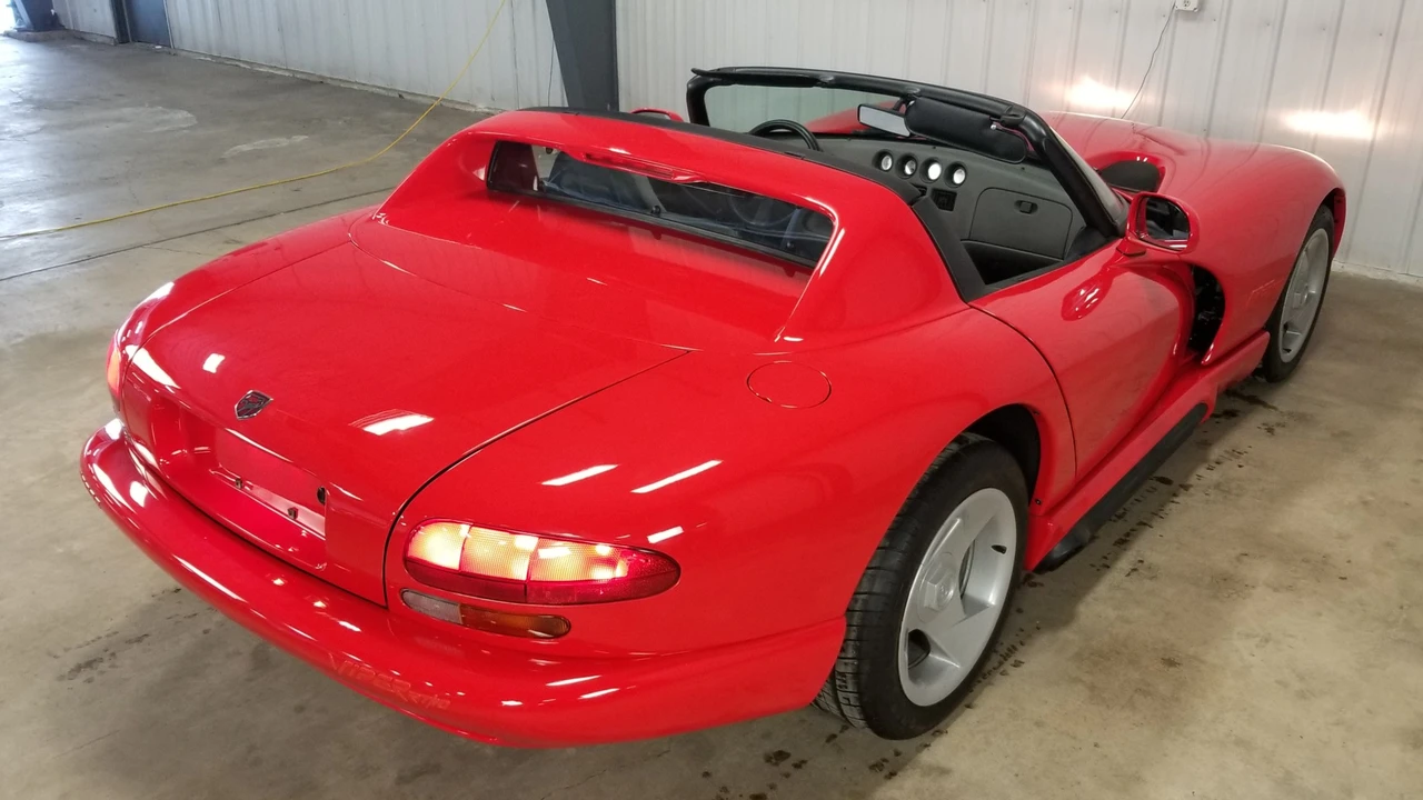1994 Dodge Viper 1st Gen - Image 16 of 31