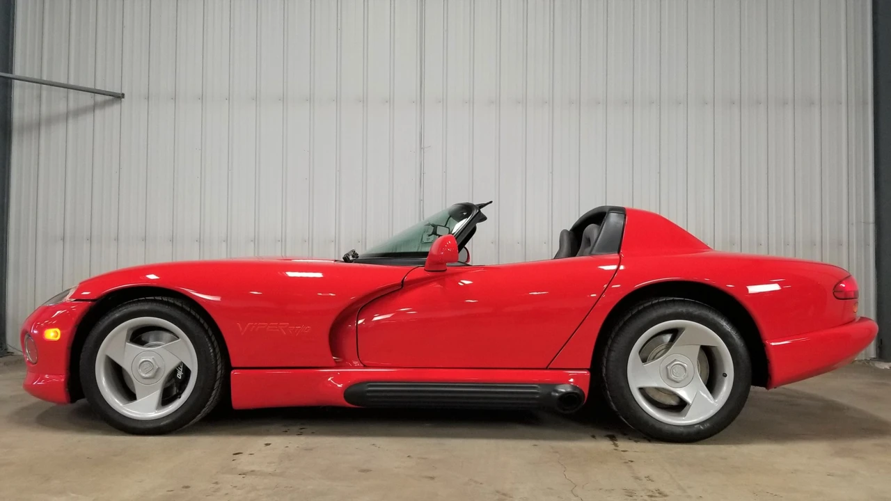 1994 Dodge Viper 1st Gen - Image 11 of 31
