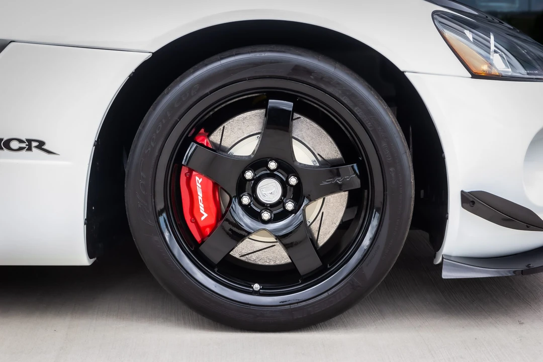 2009 Dodge Viper ACR 5th Gen - Image 17 of 31